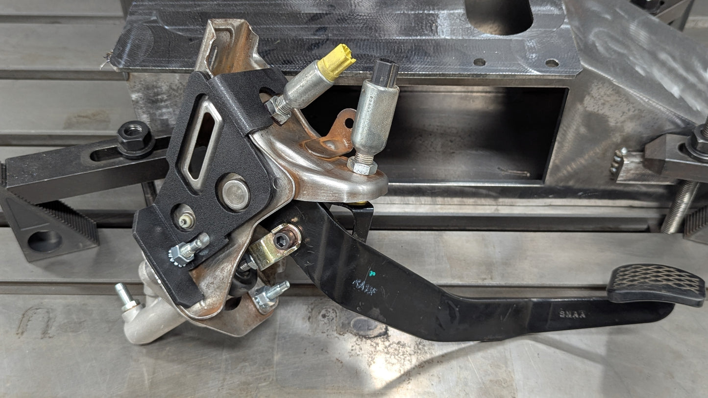 Sugarfoot Clutch Pedal Brace